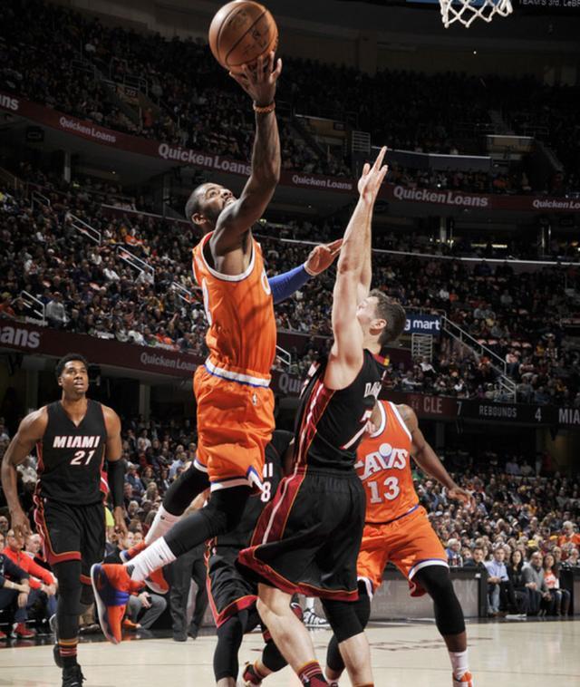 包含迈阿密热火“金刚防线”实力全面升级！的词条