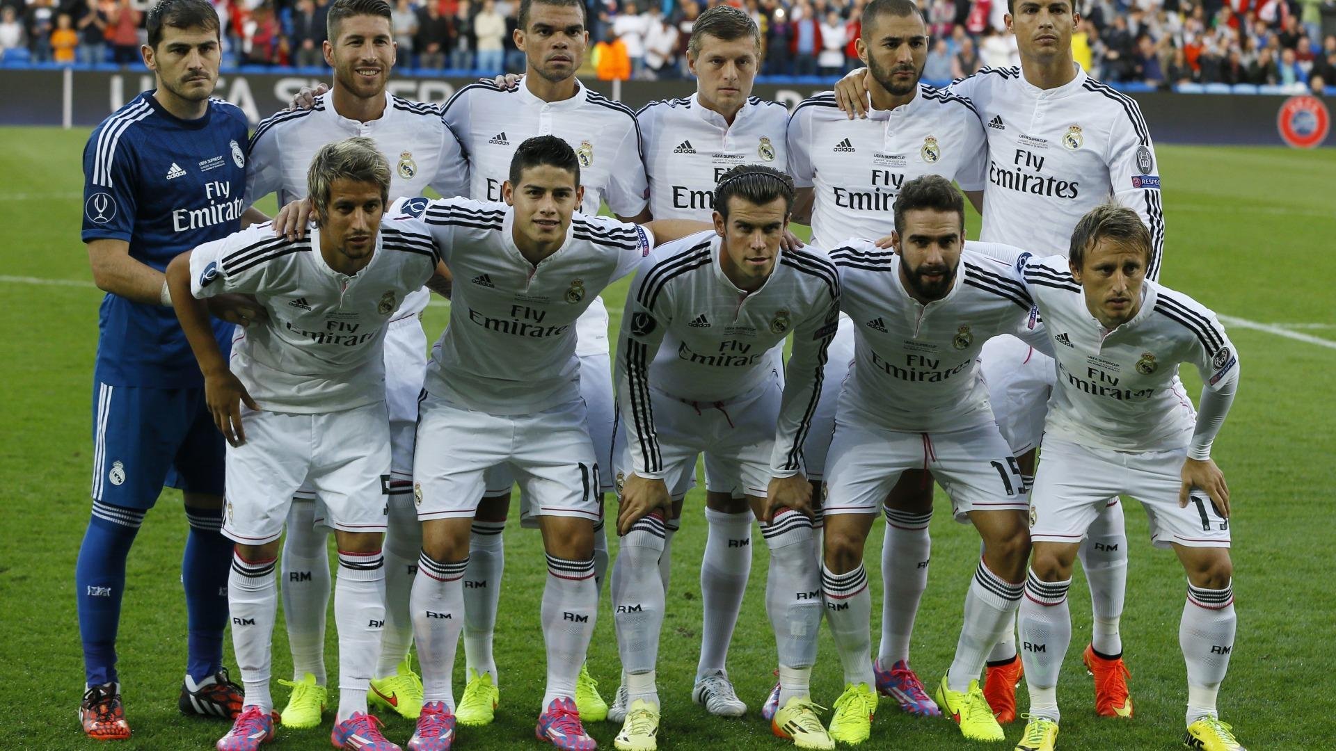 赛场“秀技”大战:谁的突破最令人震撼?